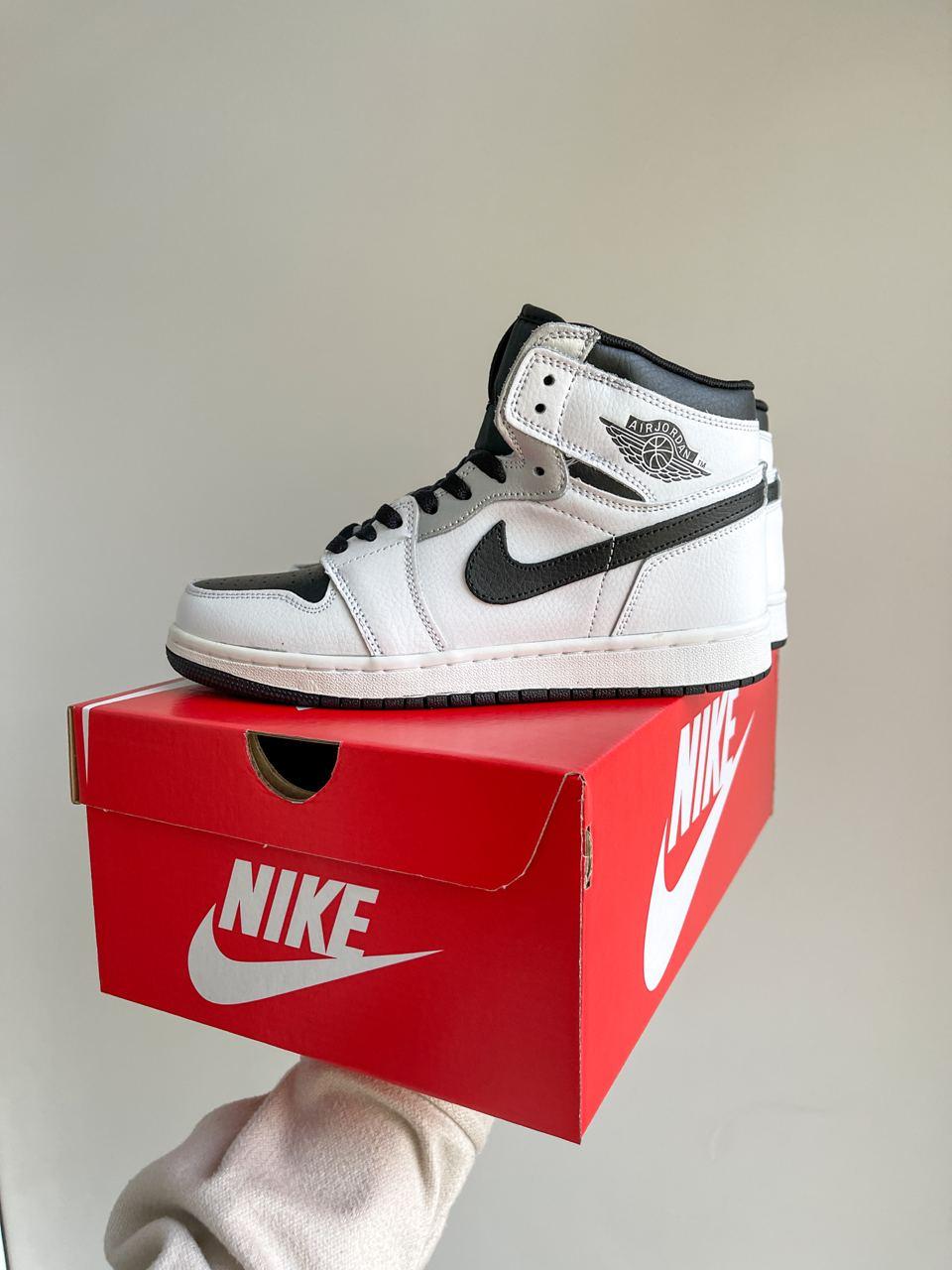 Nike Air Jordan 1 Retro White Black