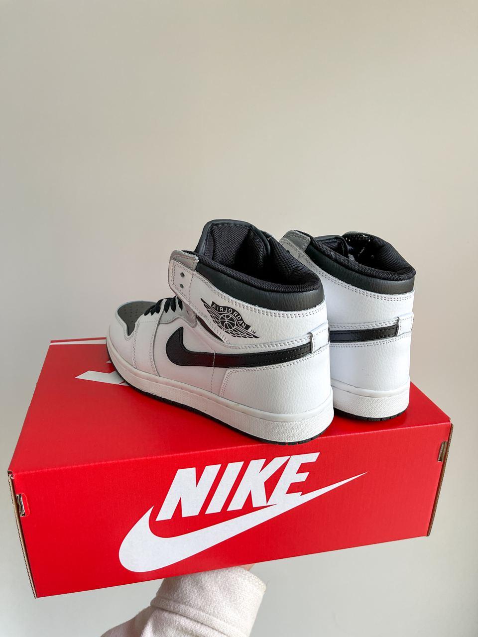Nike Air Jordan 1 Retro White Black