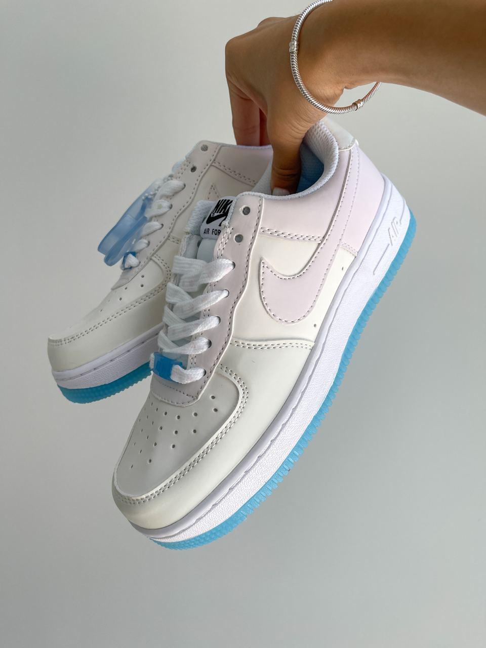 Nike Air Force 1 White Pink