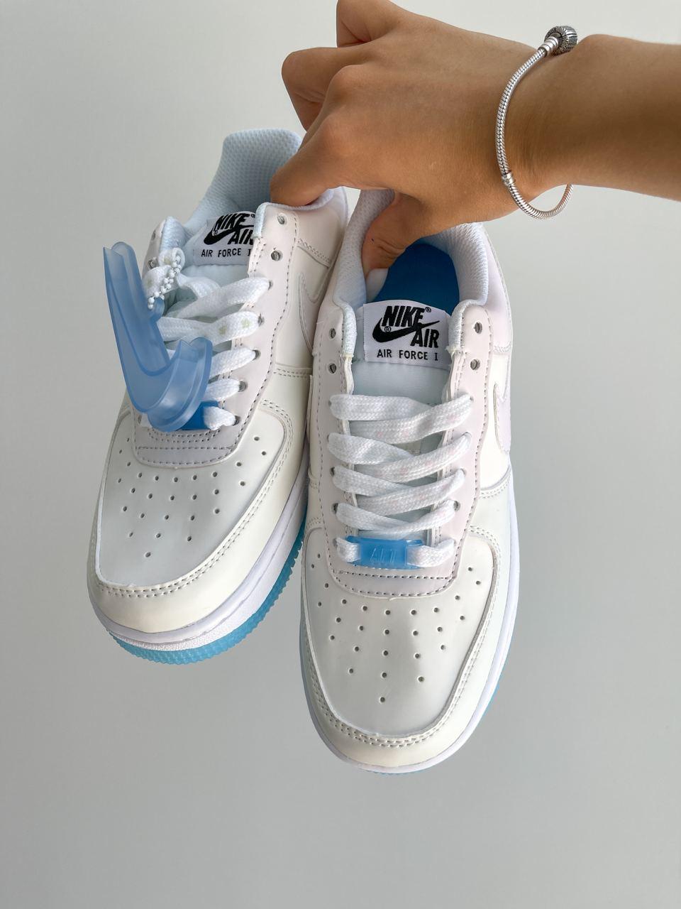 Nike Air Force 1 White Pink