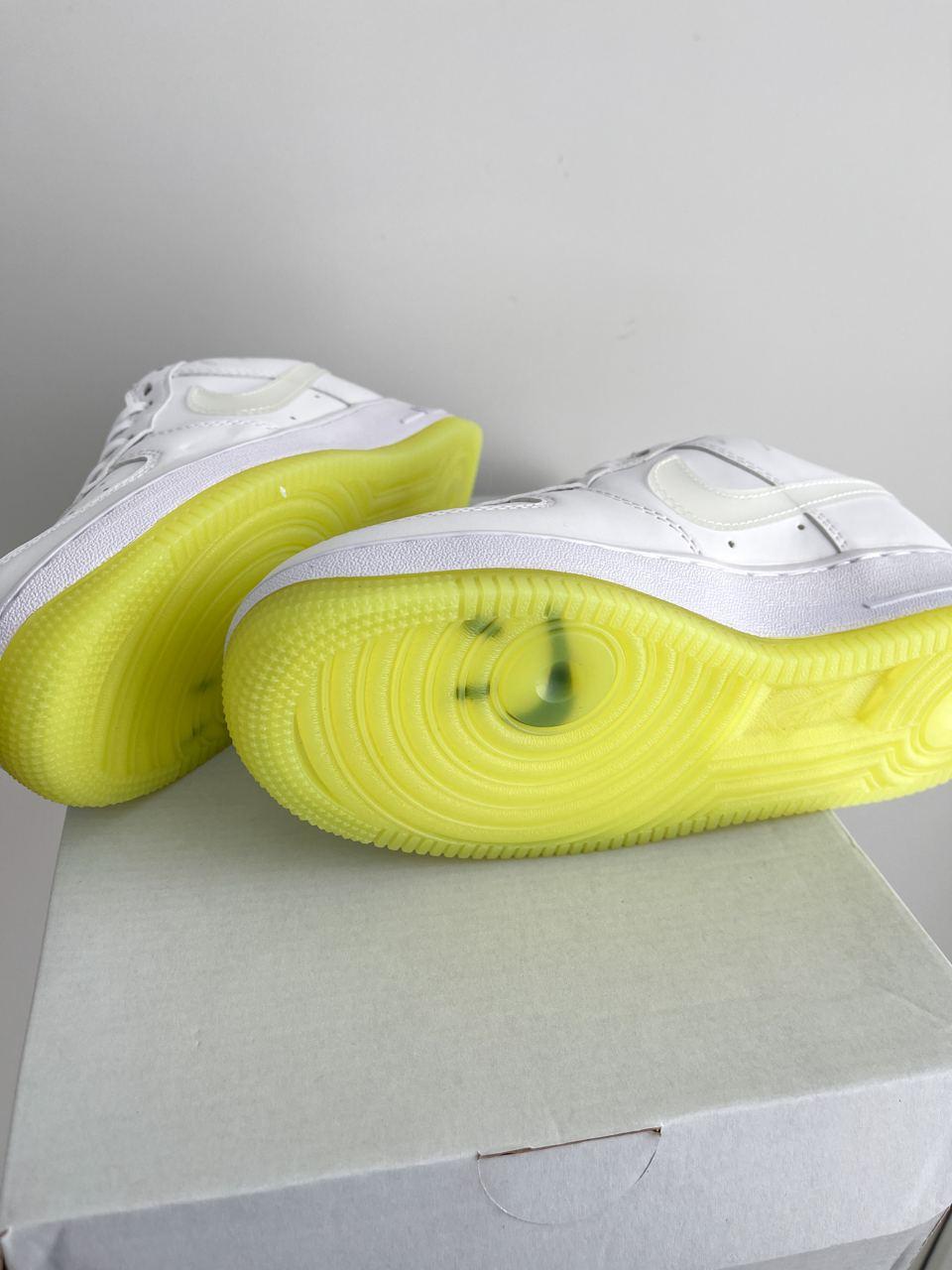 Nike Air Force 1 White Neon