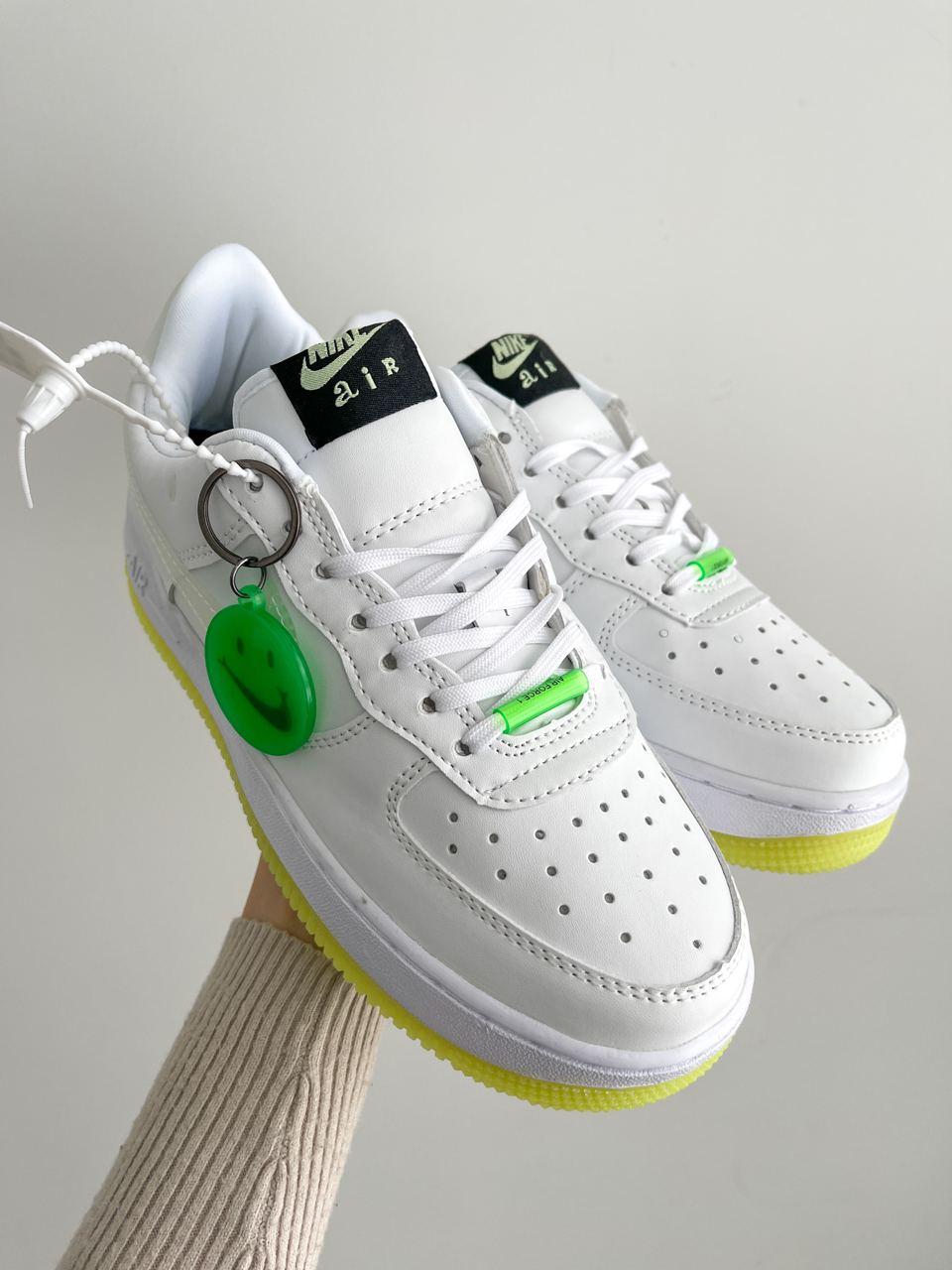 Nike Air Force 1 White Neon