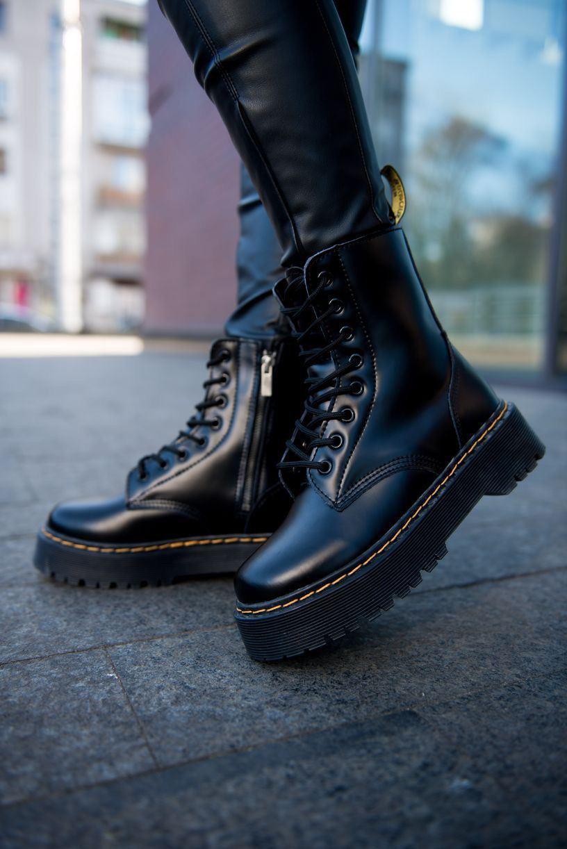 Dr. Martens JADON Black No Logo 5