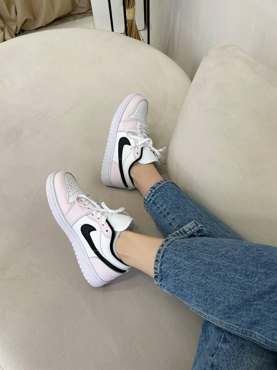 Nike Air Jordan Retro 1 Low Pink Black