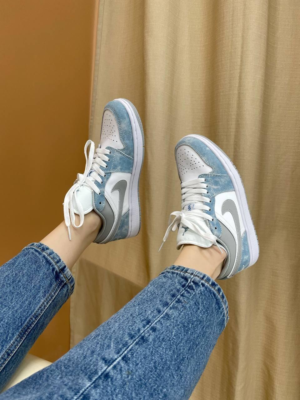 Nike Air Jordan Retro 1 Low White Blue