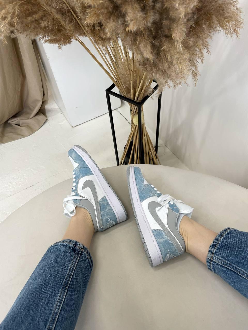 Nike Air Jordan Retro 1 Low White Blue