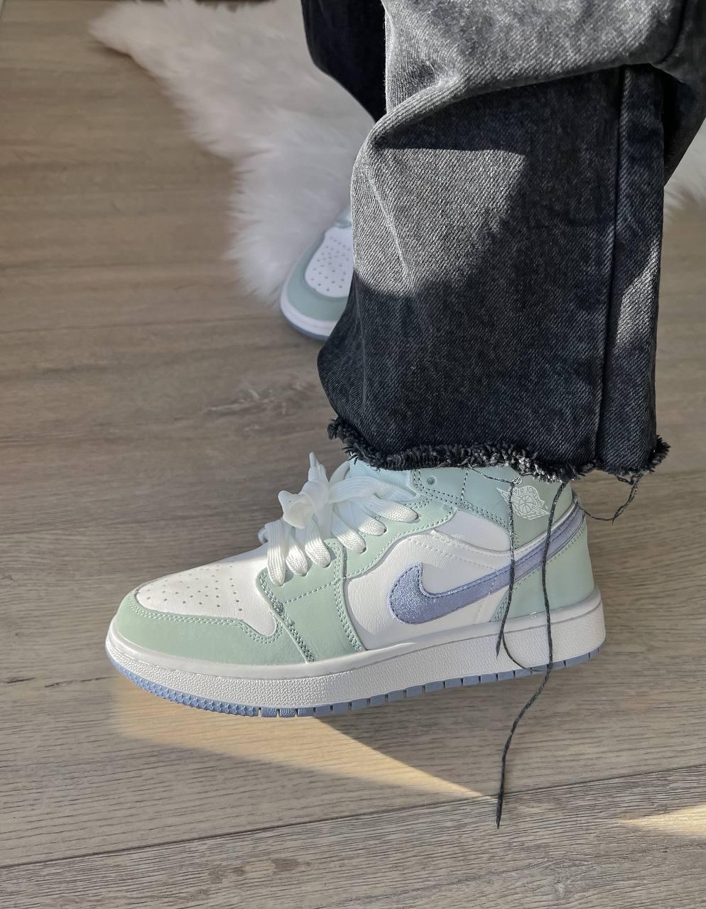 Nike Air Jordan 1 Retro Mid Green Blue