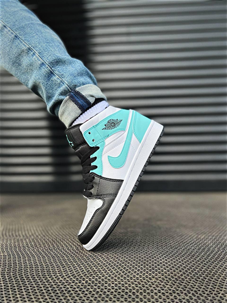 Nike Air Jordan 1 Retro Mid Island Green