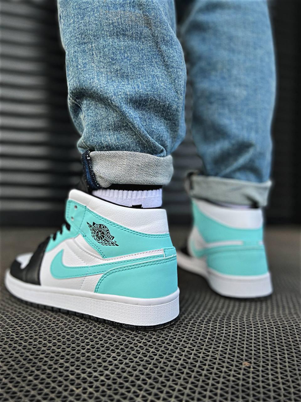 Nike Air Jordan 1 Retro Mid Island Green