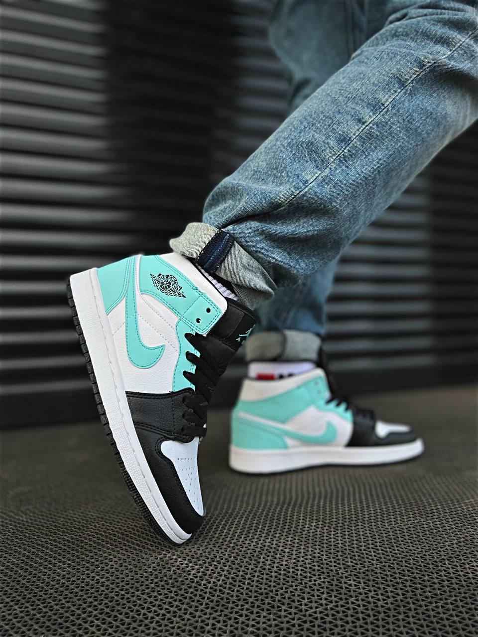 Nike Air Jordan 1 Retro Mid Island Green
