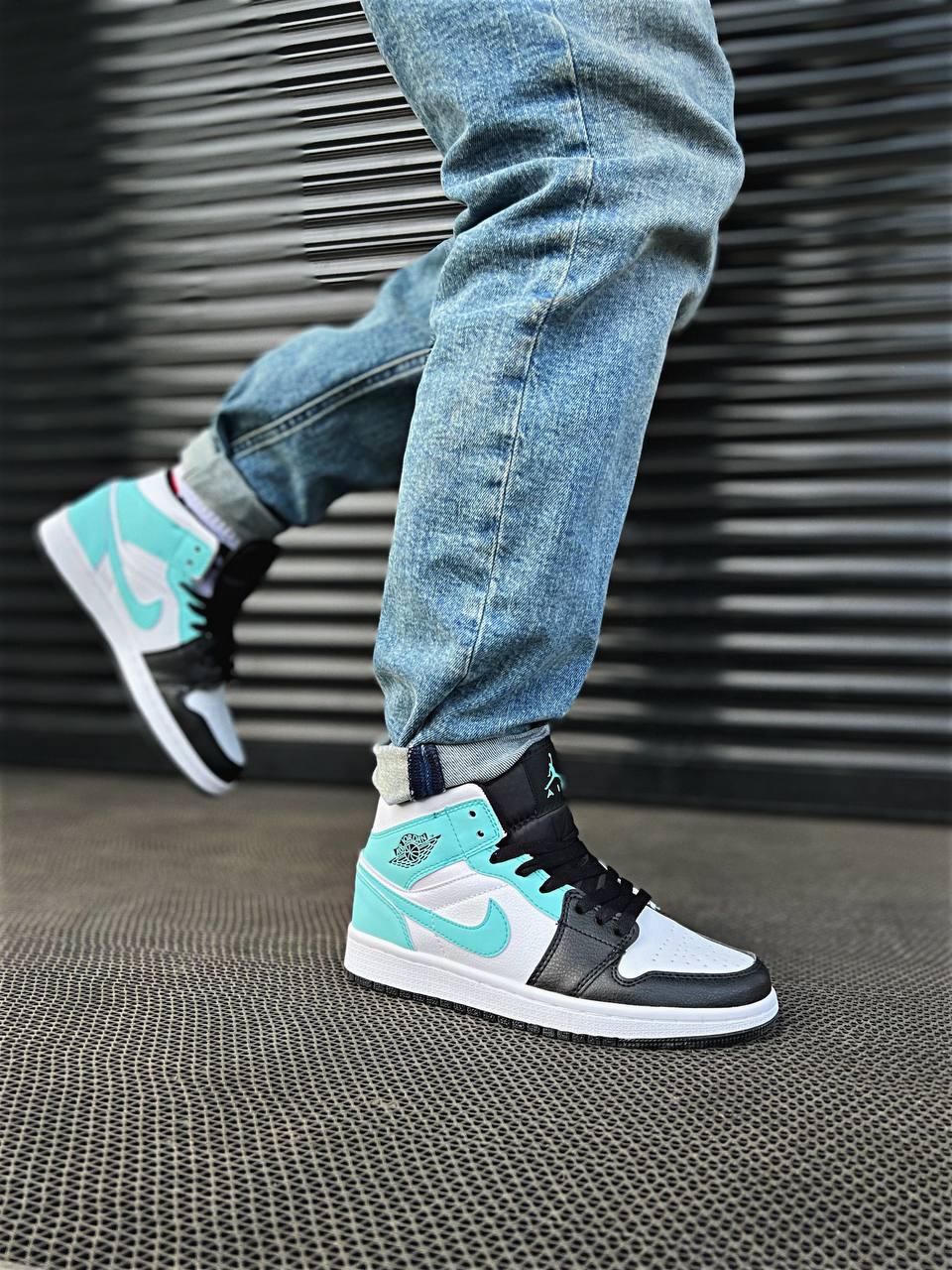 Nike Air Jordan 1 Retro Mid Island Green