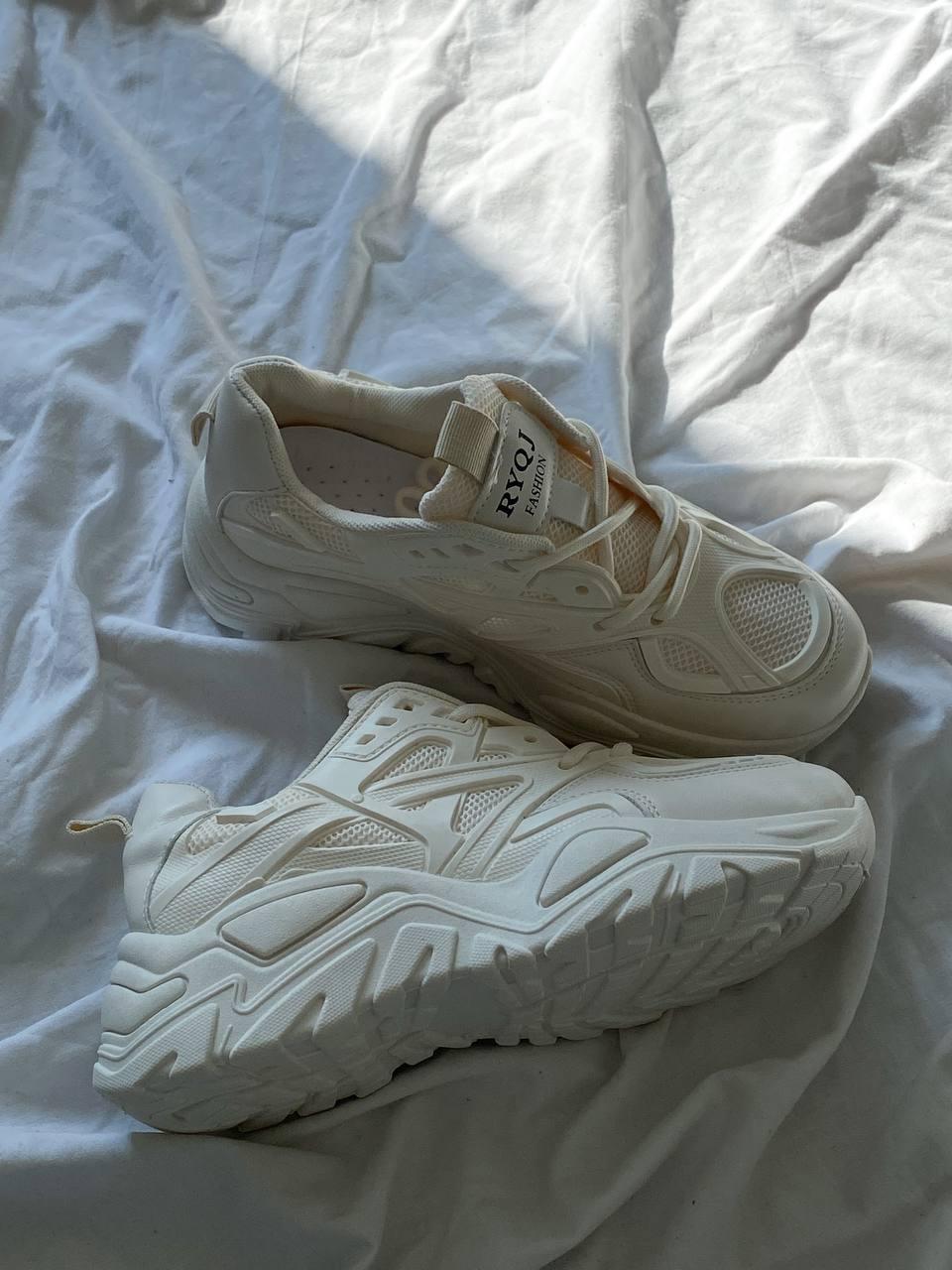 Ash beige No brand