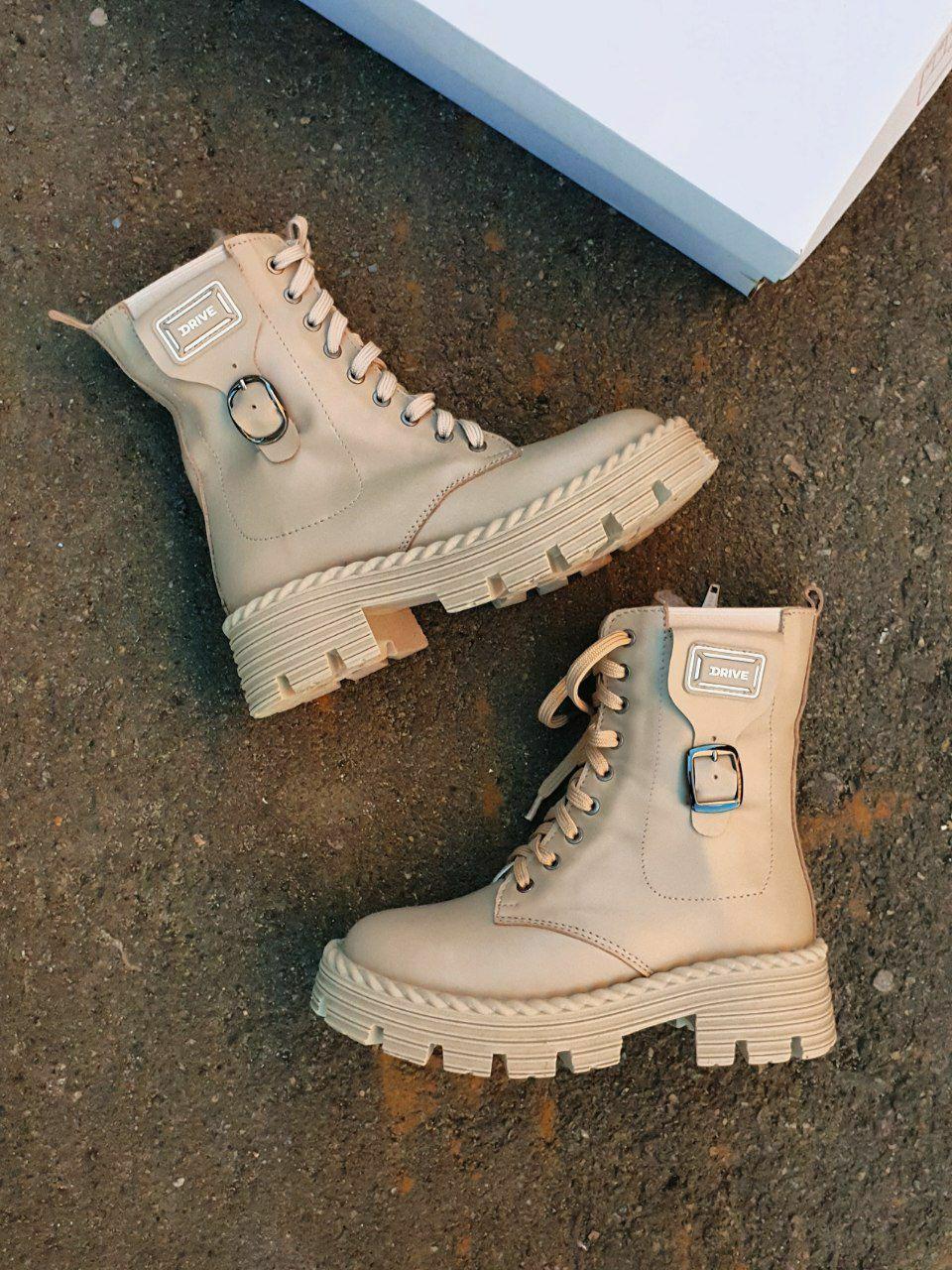 Boots Winter Leather Beige