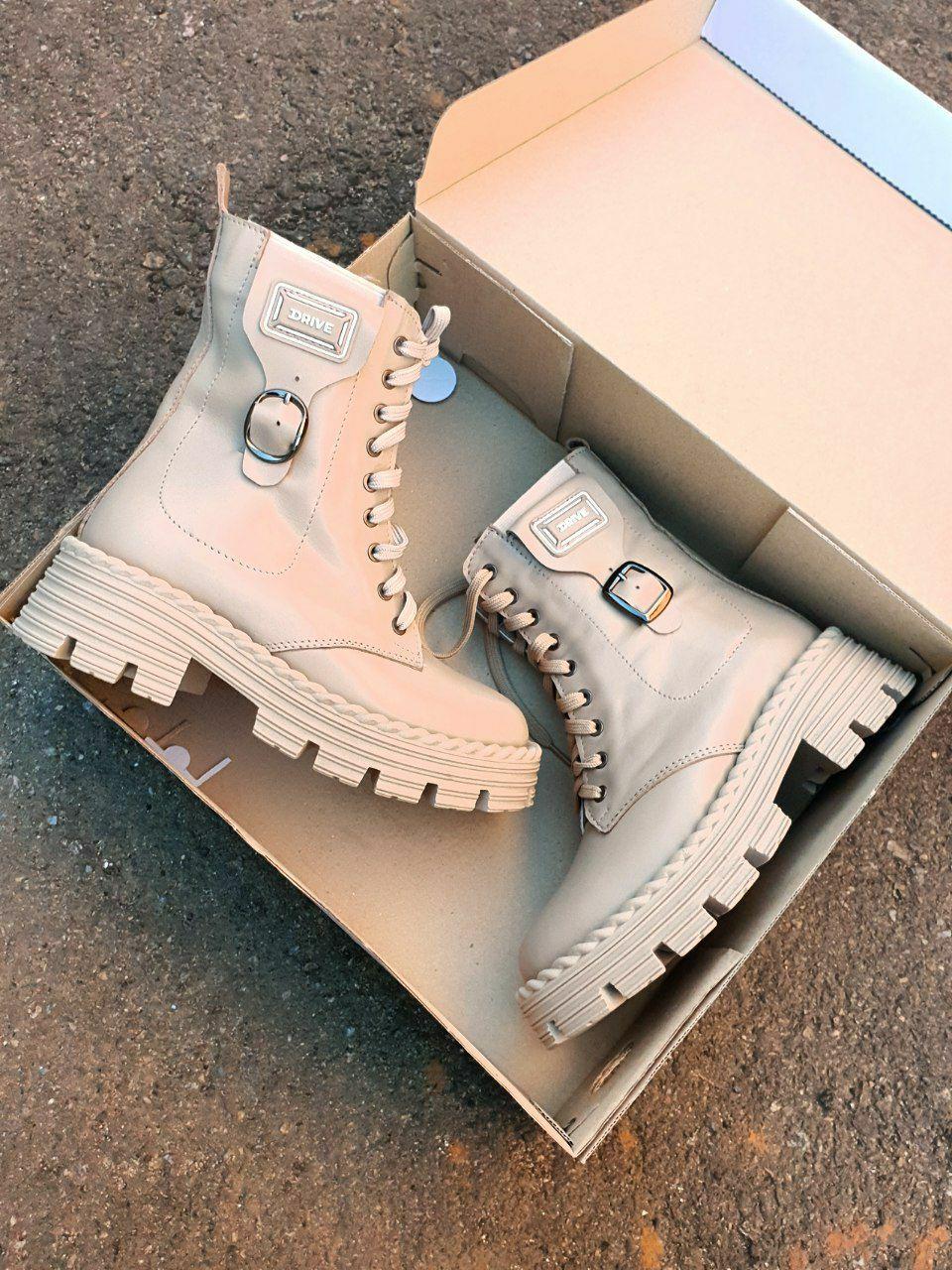 Boots Winter Leather Beige