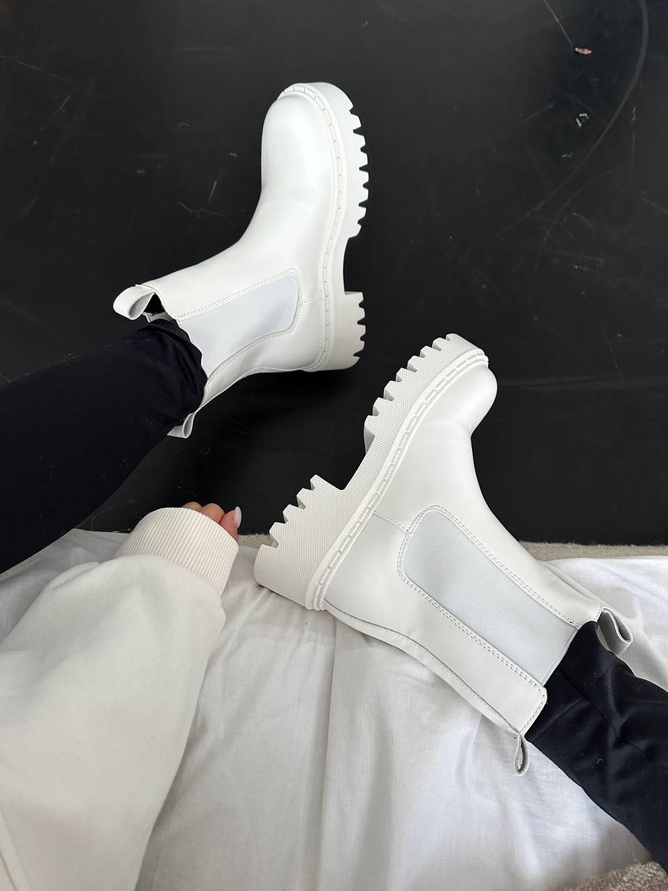 Leather Tractor White