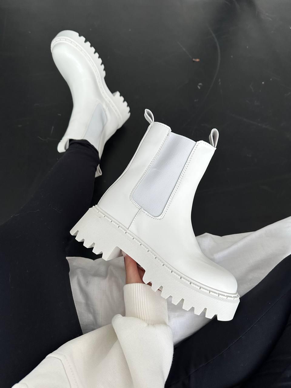 Leather Tractor White