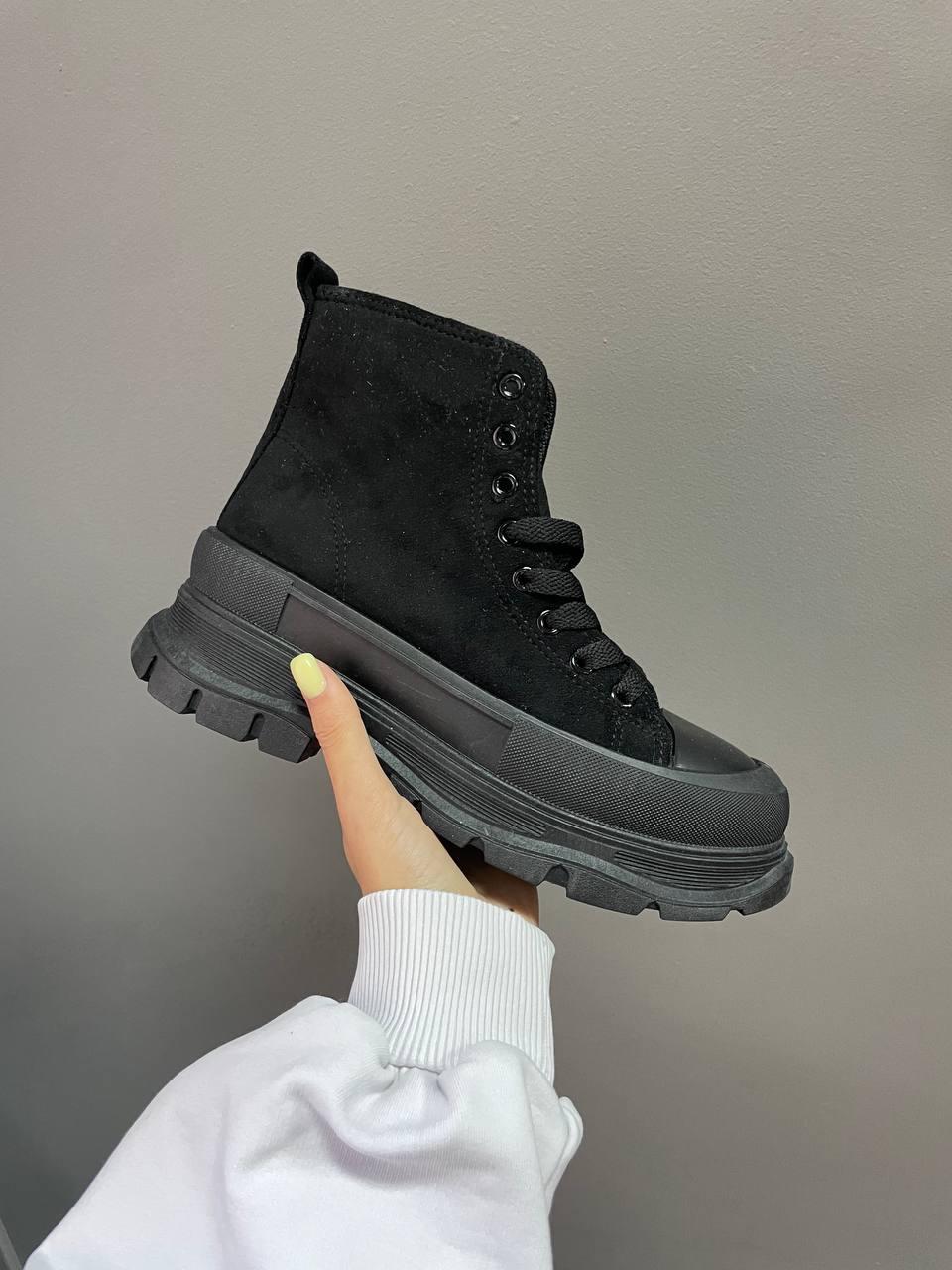 No Name Mcqueen Black