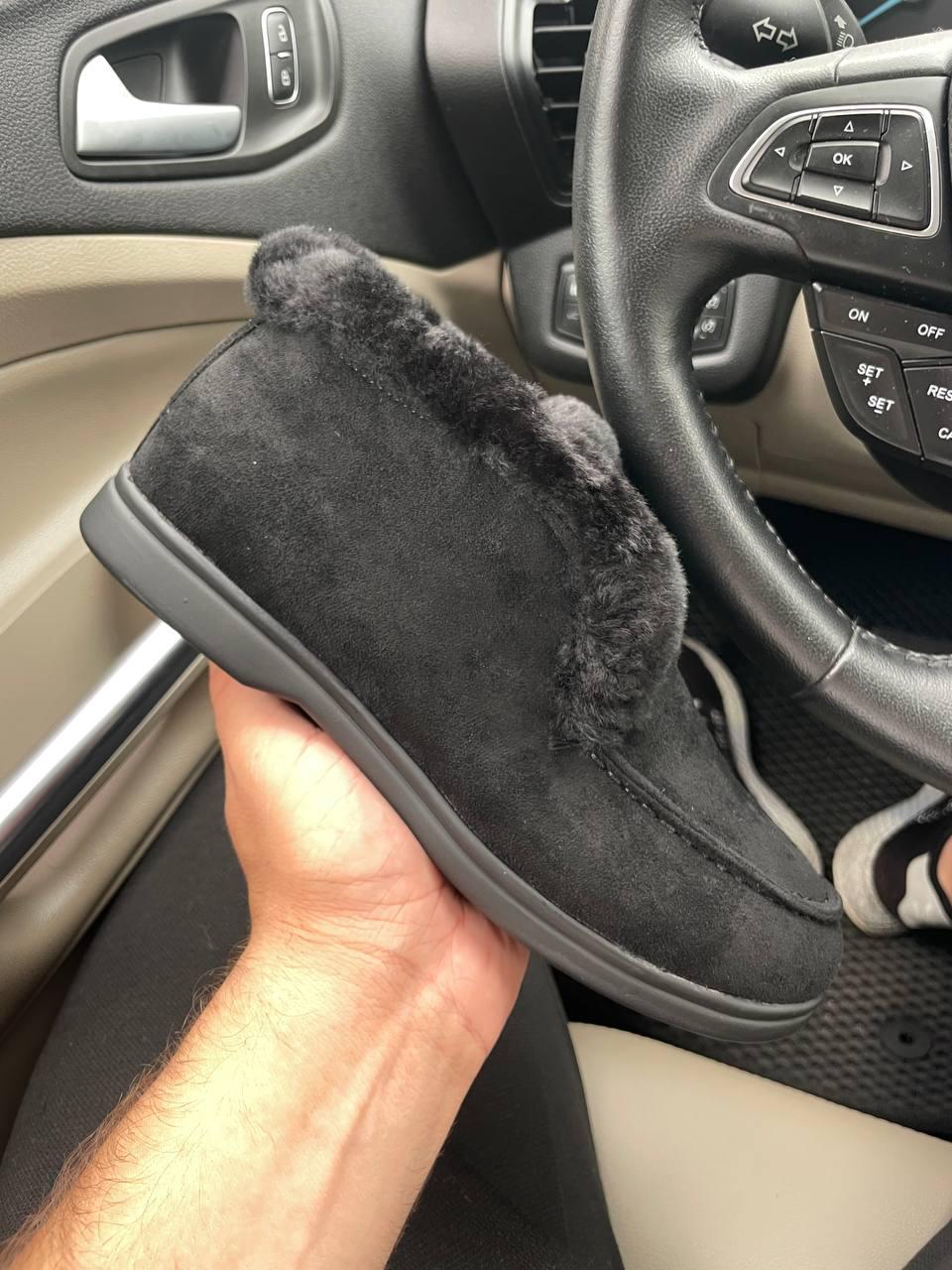 Boots Black v2