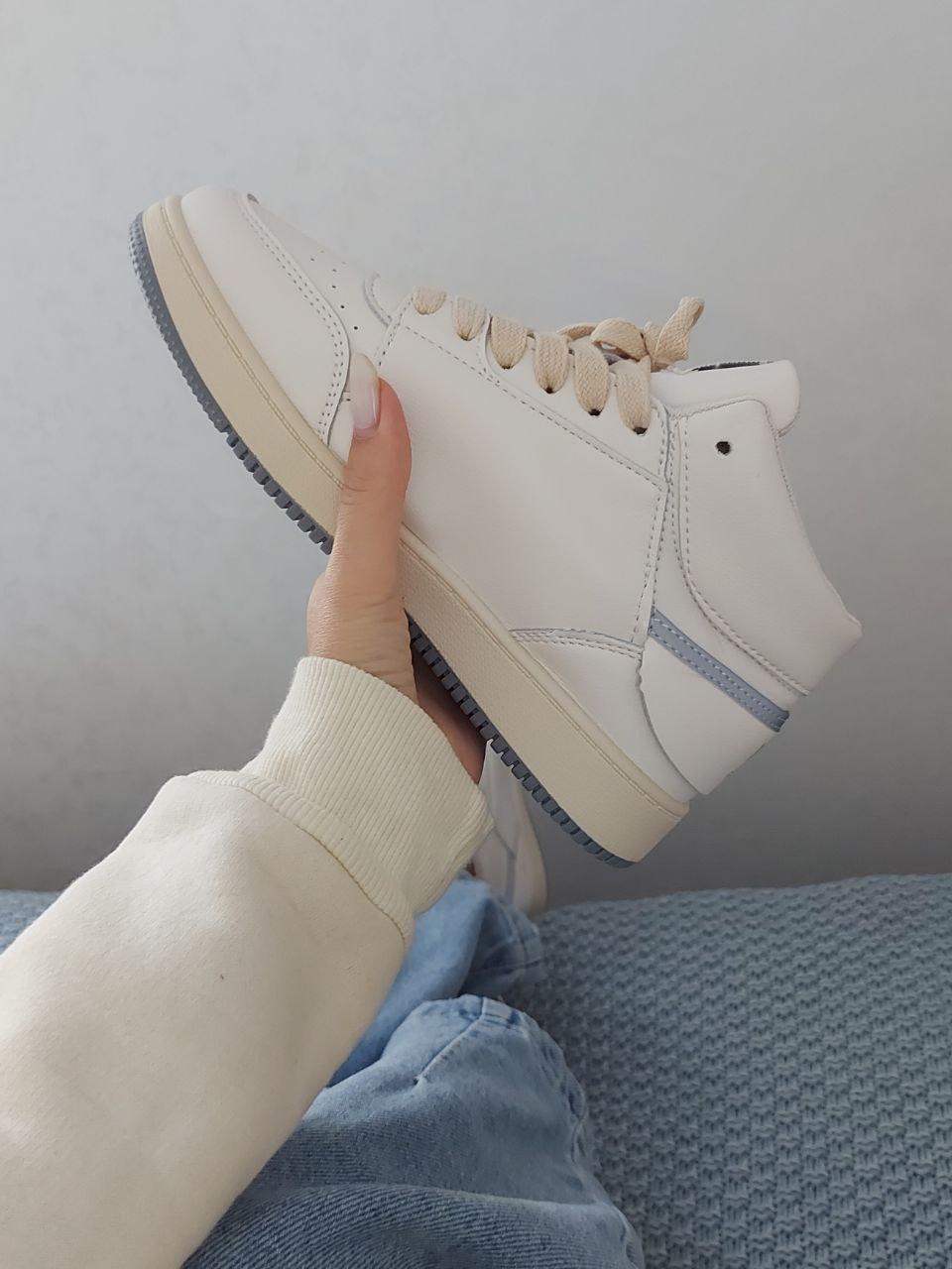 Boots Cream Blue