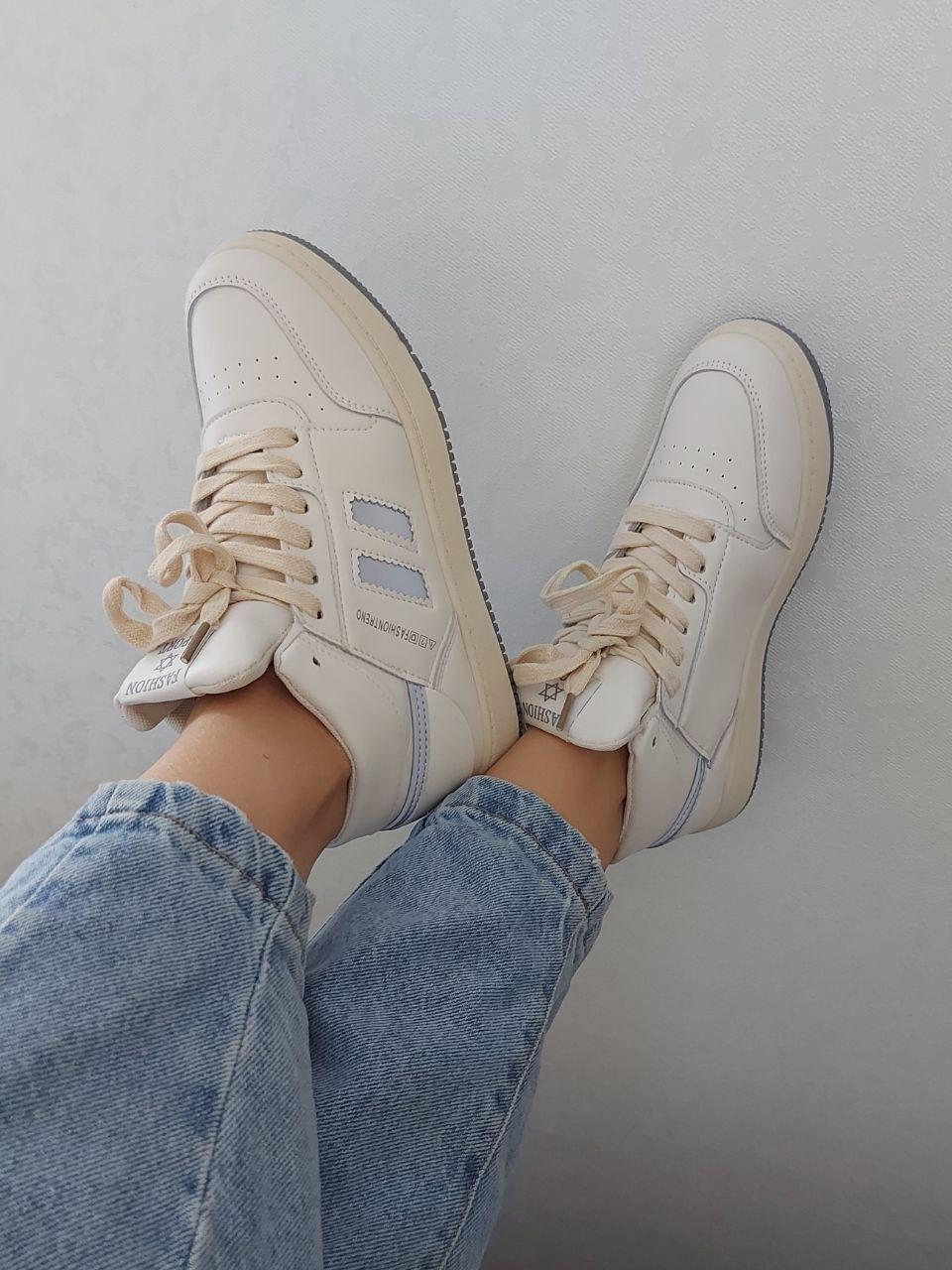 Boots Cream Blue
