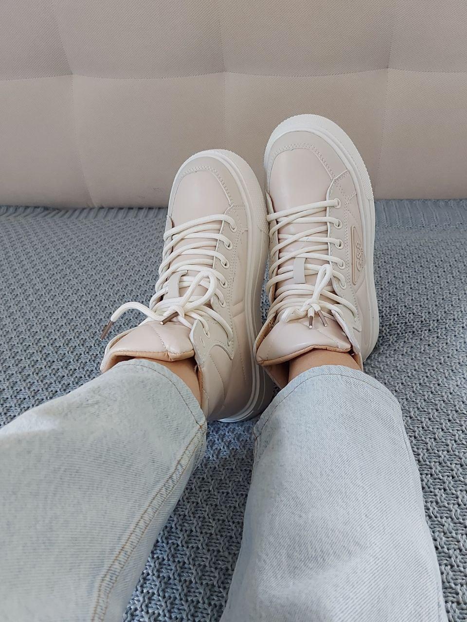 Boots Beige White v2