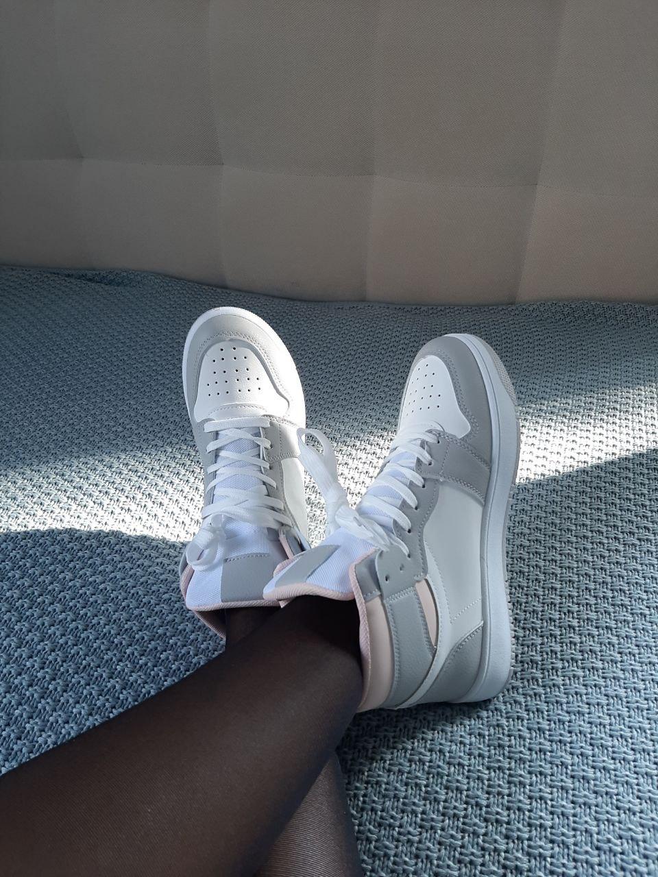 Shoes White Grey Pink