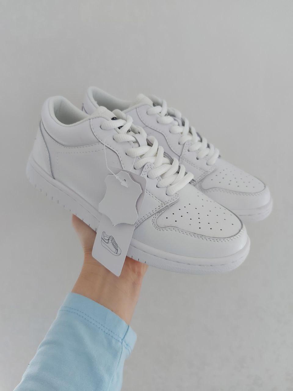 Sneakers White 2