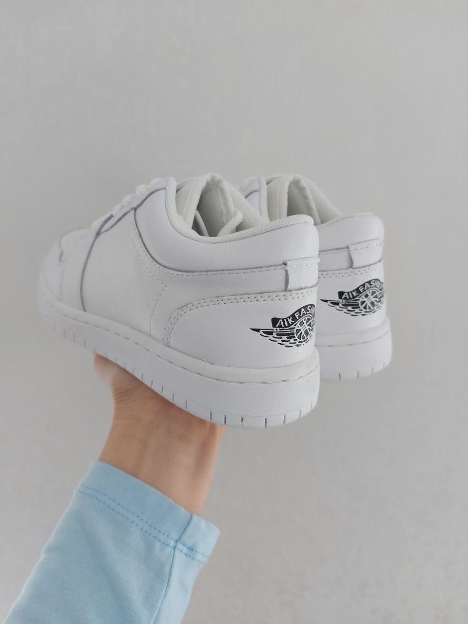 Sneakers White 2