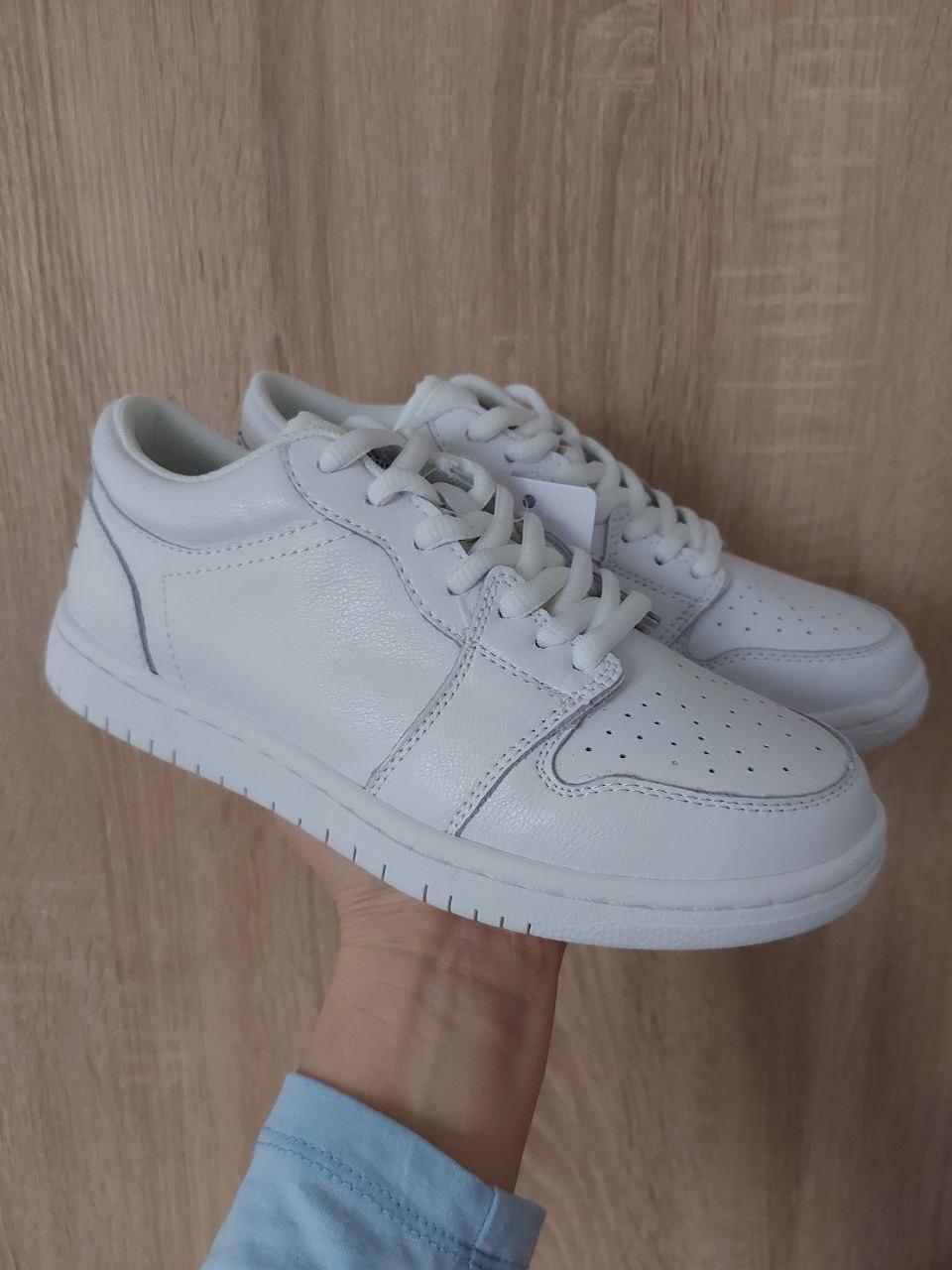 Sneakers White 2