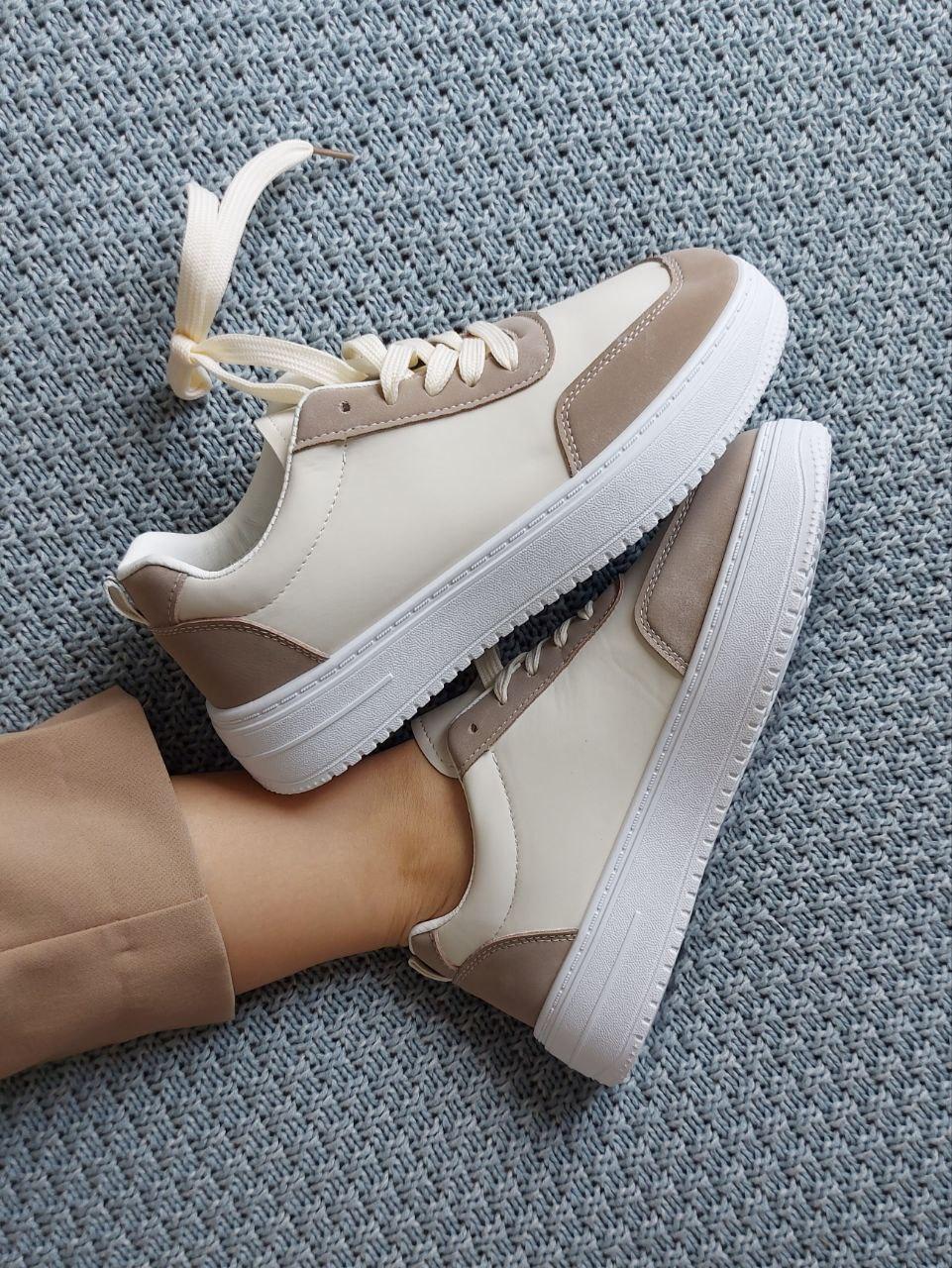 Sneakers Beige White