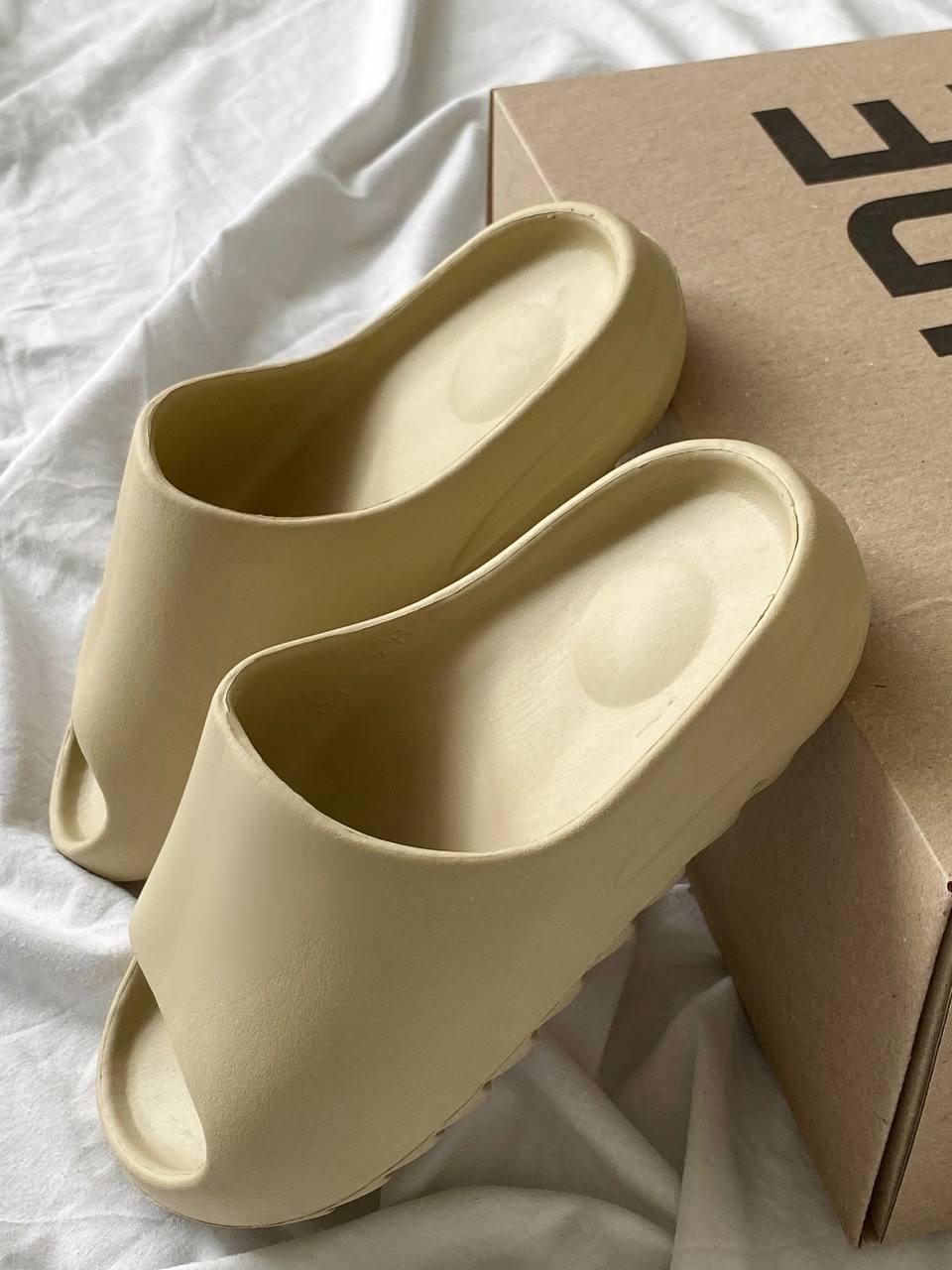 Slide Earth Bone No logo