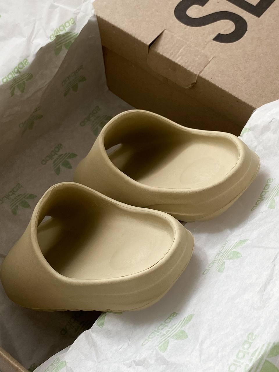 Slide Earth Bone No logo
