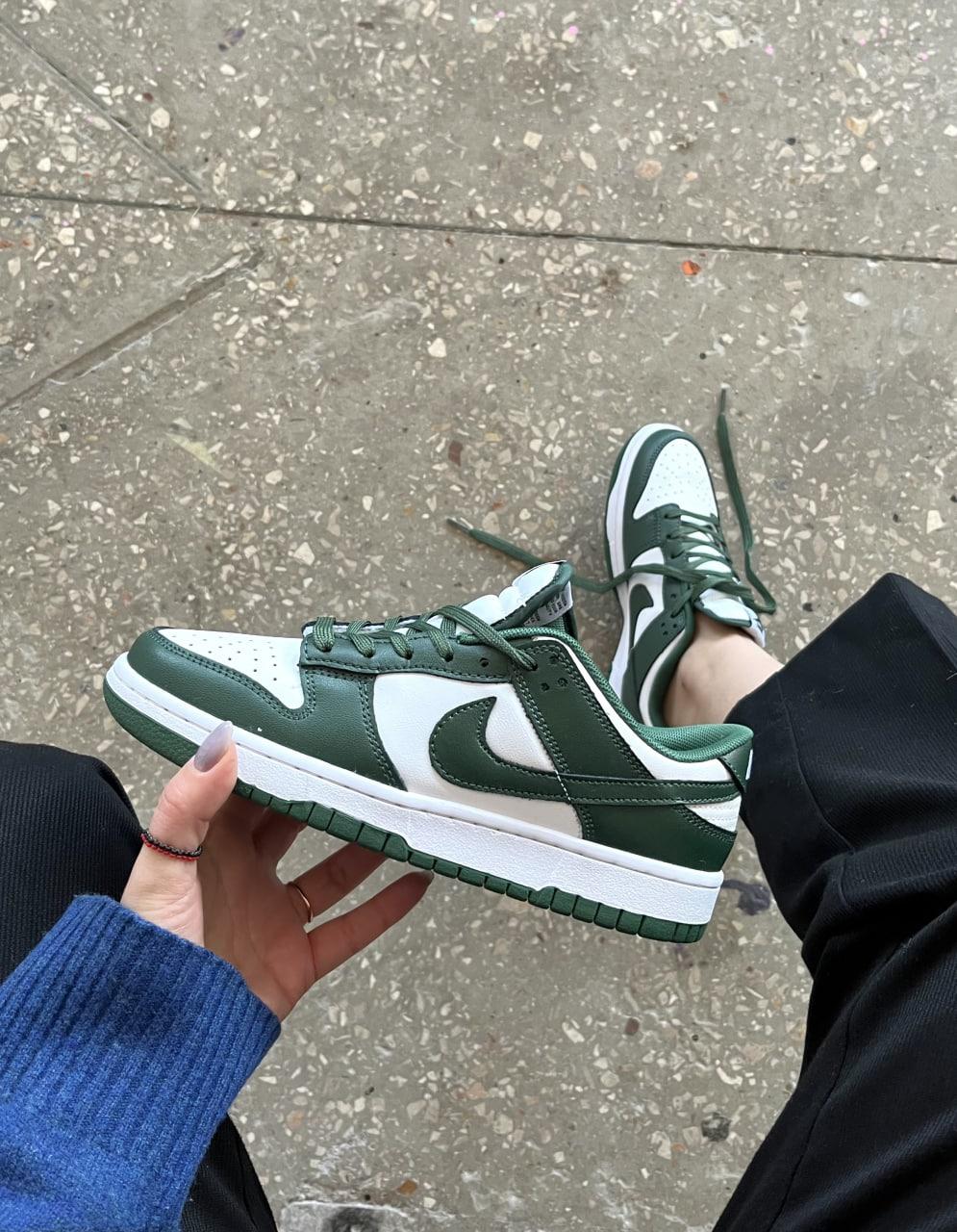 Nike Dunk Low Varsity Green