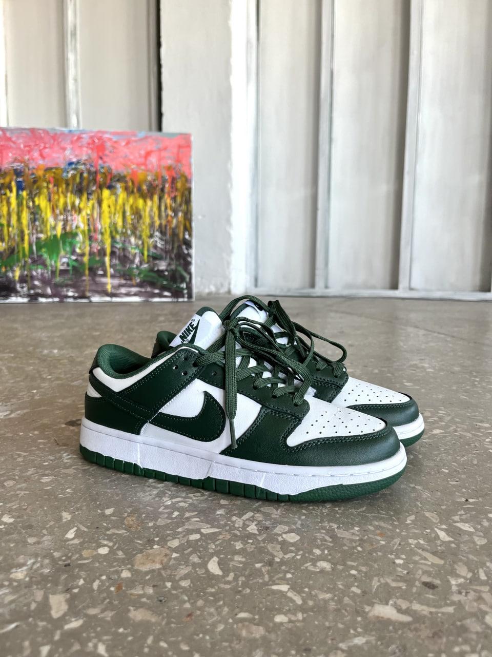 Nike Dunk Low Varsity Green