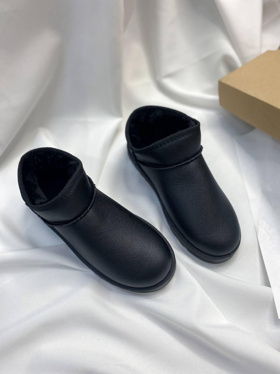 Ugg Black Ultra Mini No Logo Black