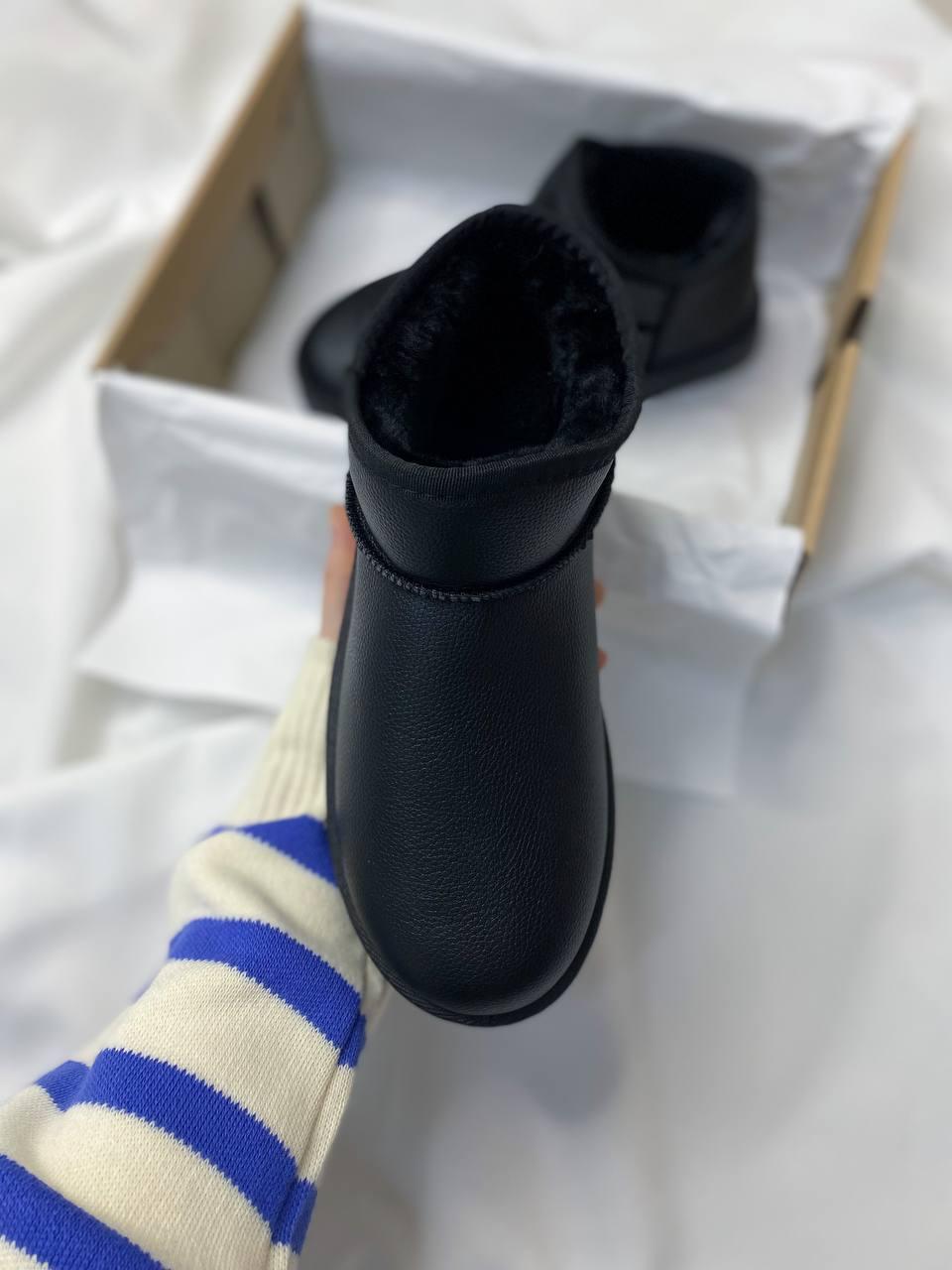 Ugg Black Ultra Mini No Logo Black
