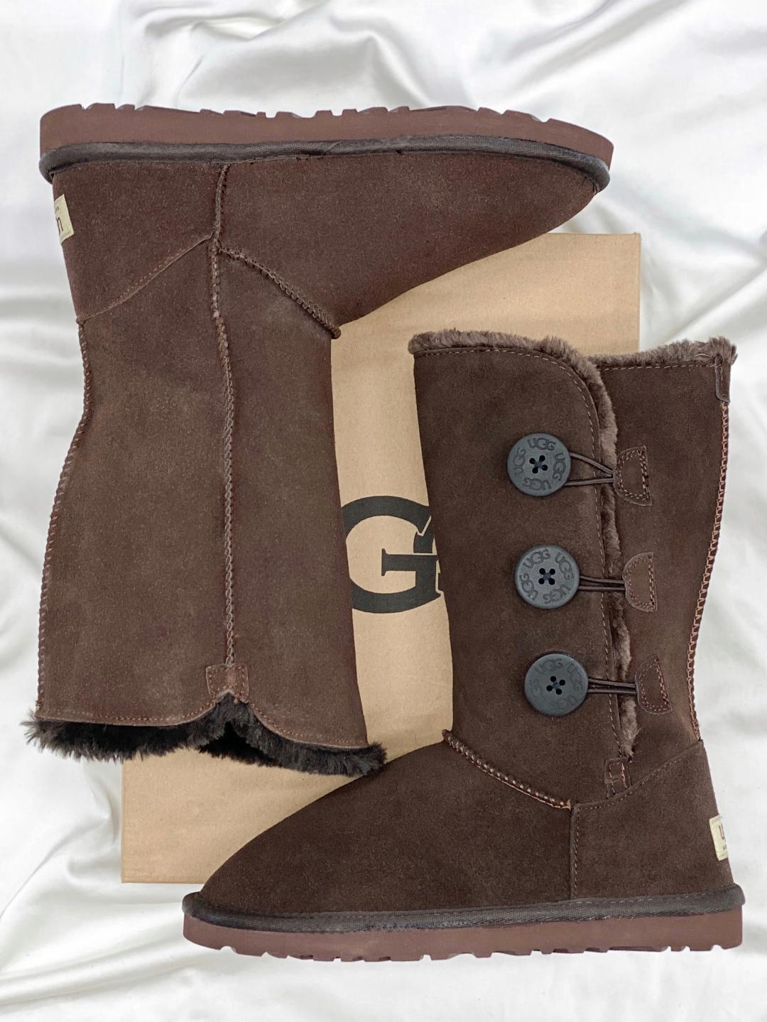 UGG Bailey Button Triplet II Brown Mocha
