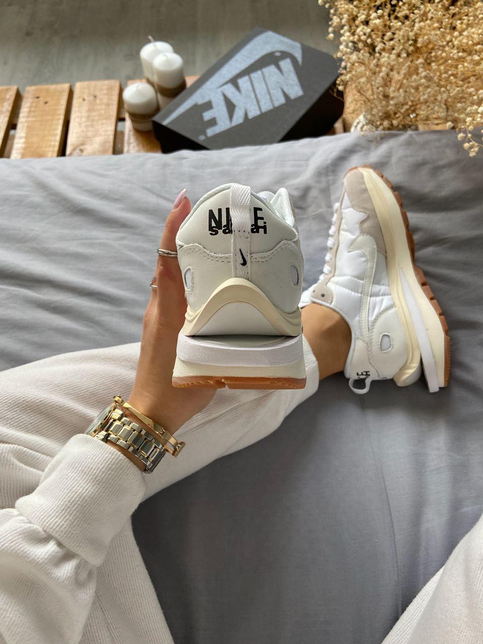 Nike Vaporwaffle Sacai Sail Gum