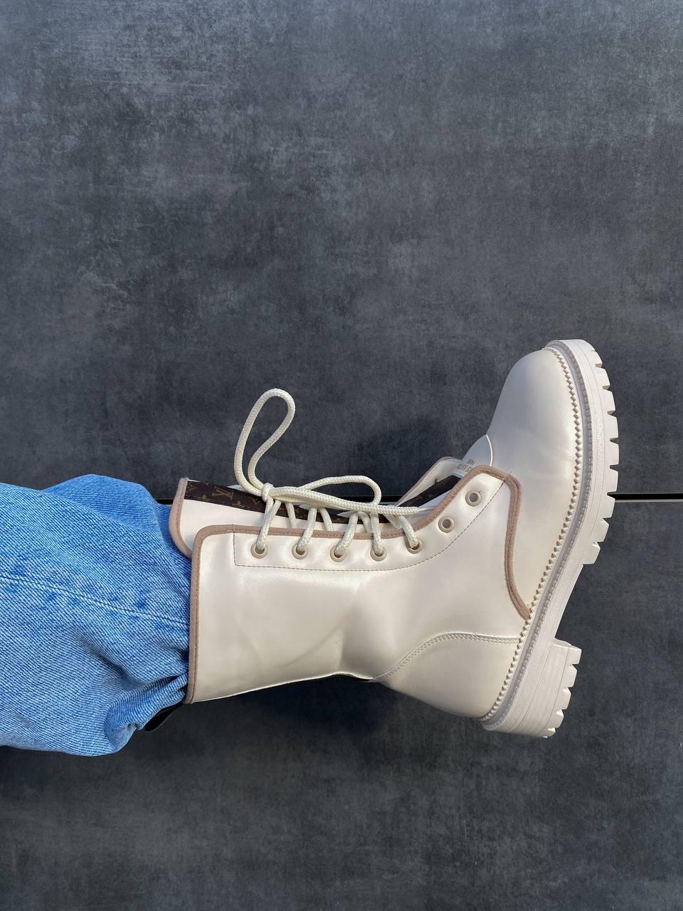 Louis Vuitton Cream