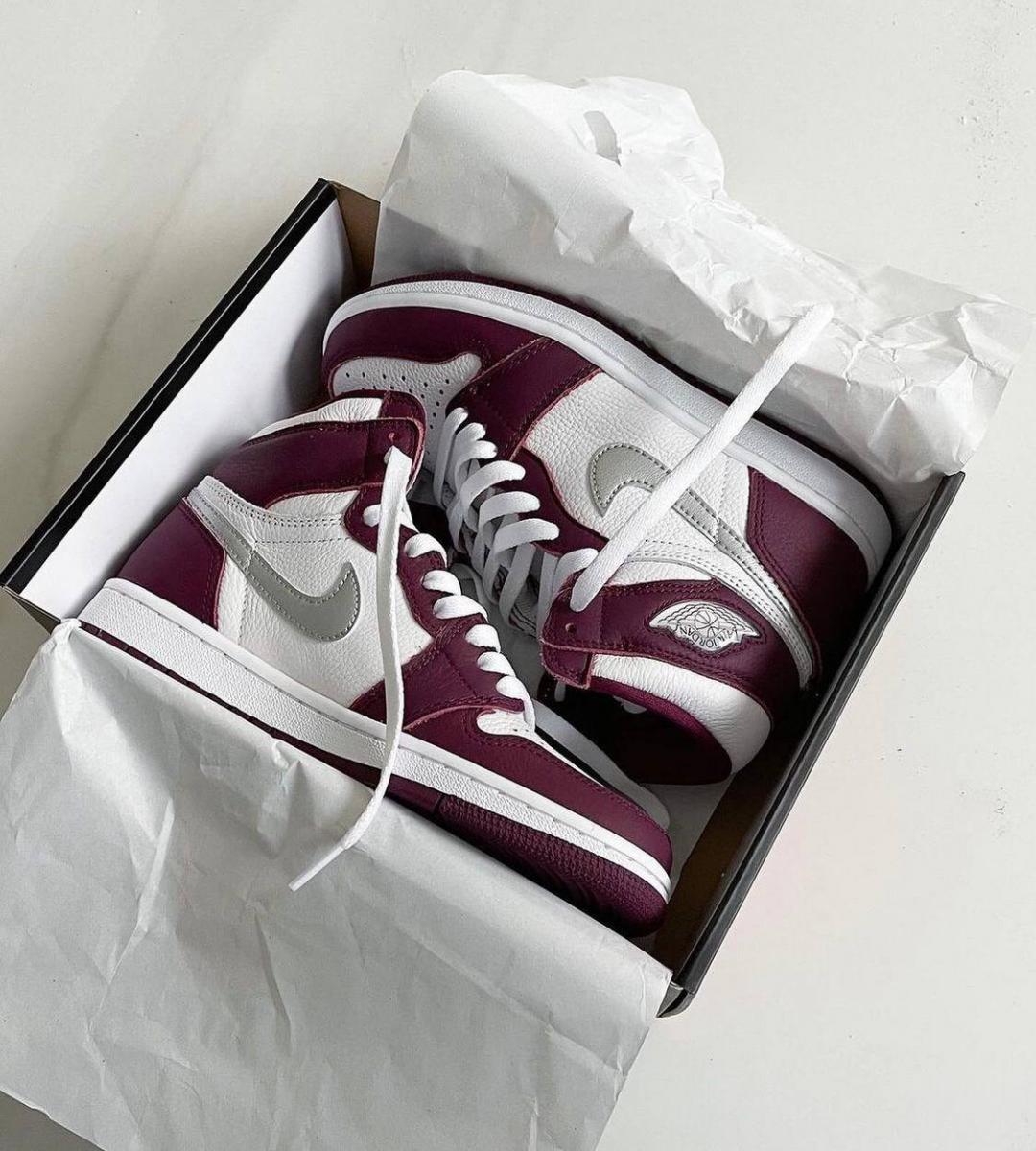 Nike Air Jordan 1 Retro Og Bordeaux