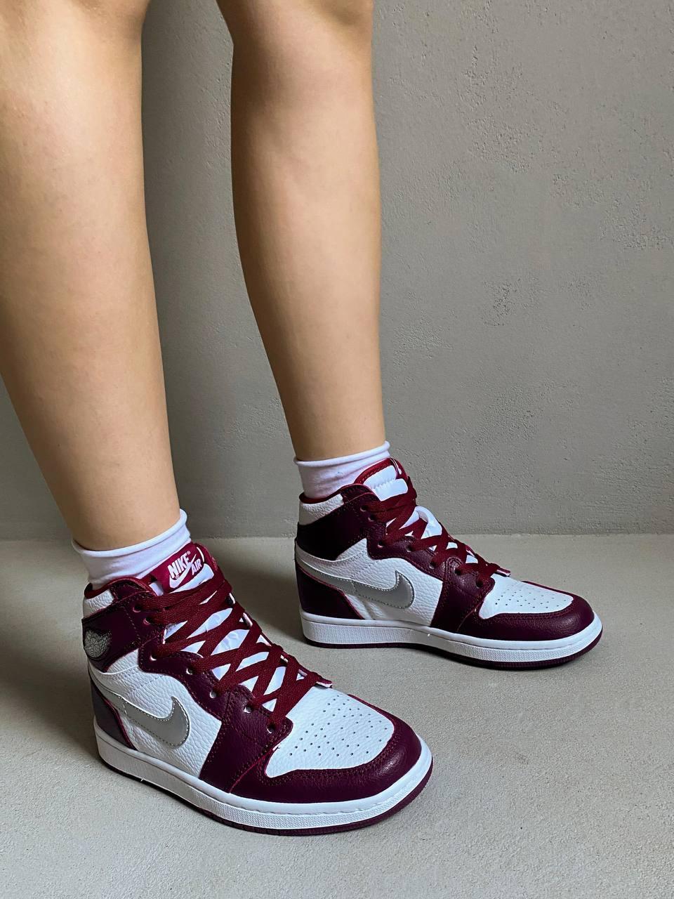 Nike Air Jordan 1 Retro Og Bordeaux
