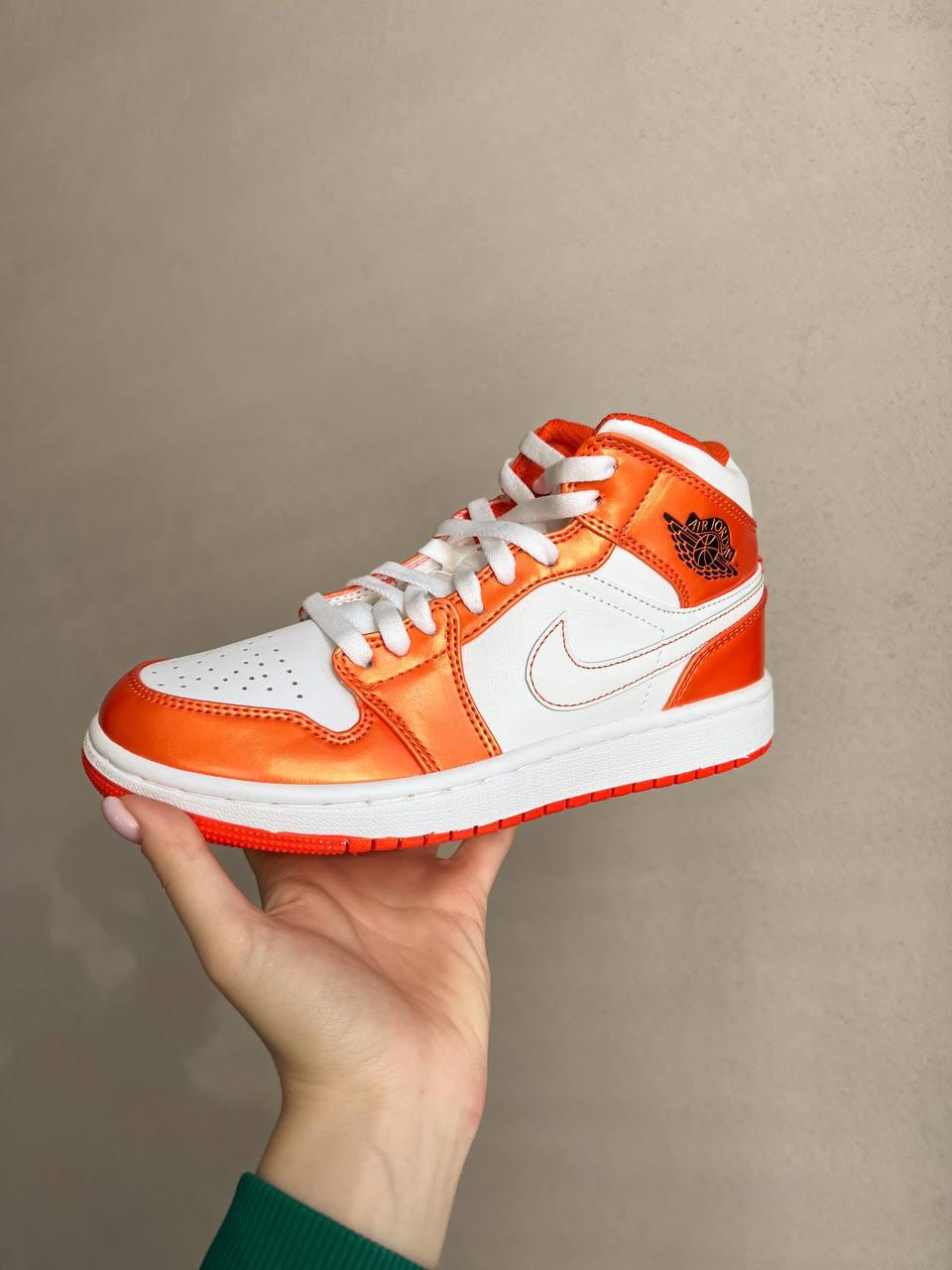 Nike Air Jordan 1 Retro Electro Orange