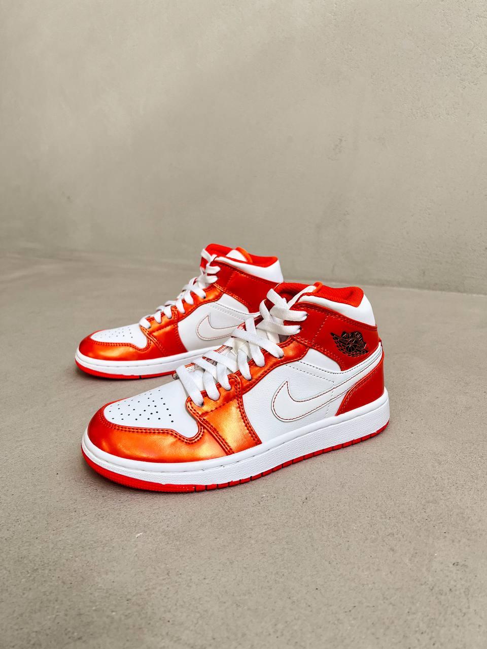 Nike Air Jordan 1 Retro Electro Orange