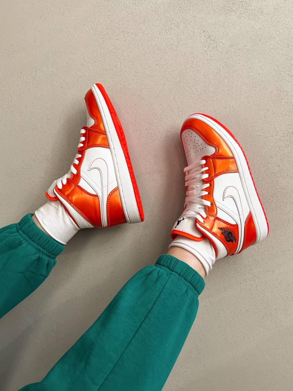 Nike Air Jordan 1 Retro Electro Orange