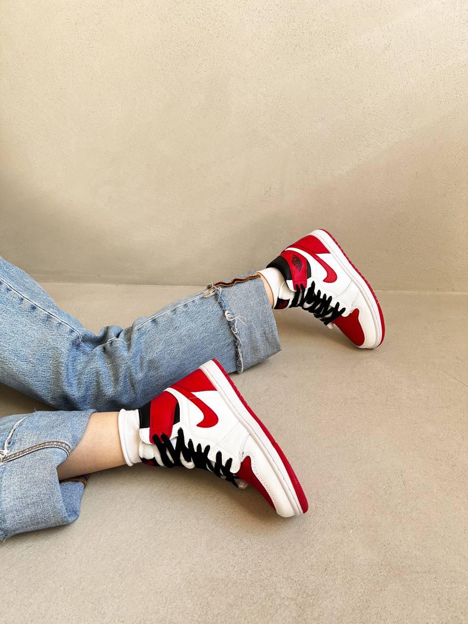 Nike Air Jordan 1 Retro White University Red