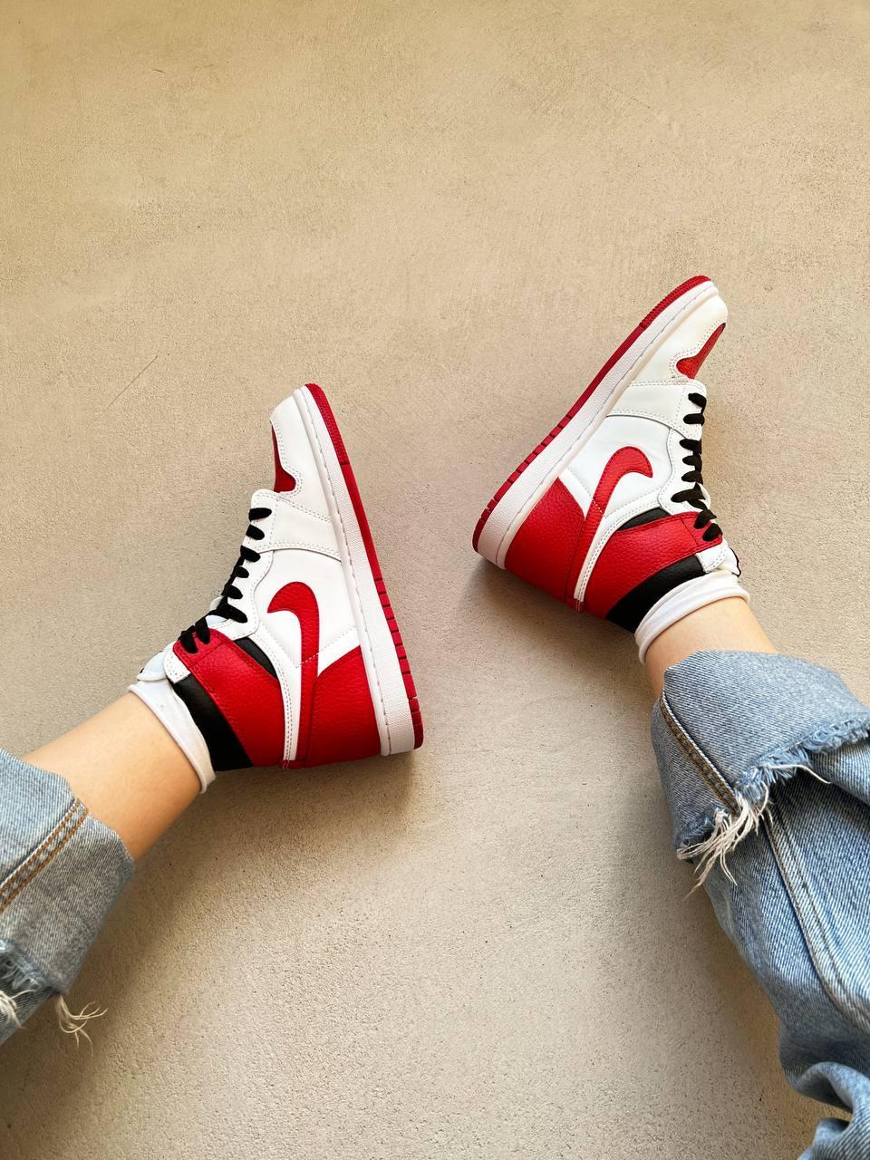 Nike Air Jordan 1 Retro White University Red