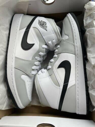 Nike Air Jordan 1 Retro Mid Smoke Grey 3