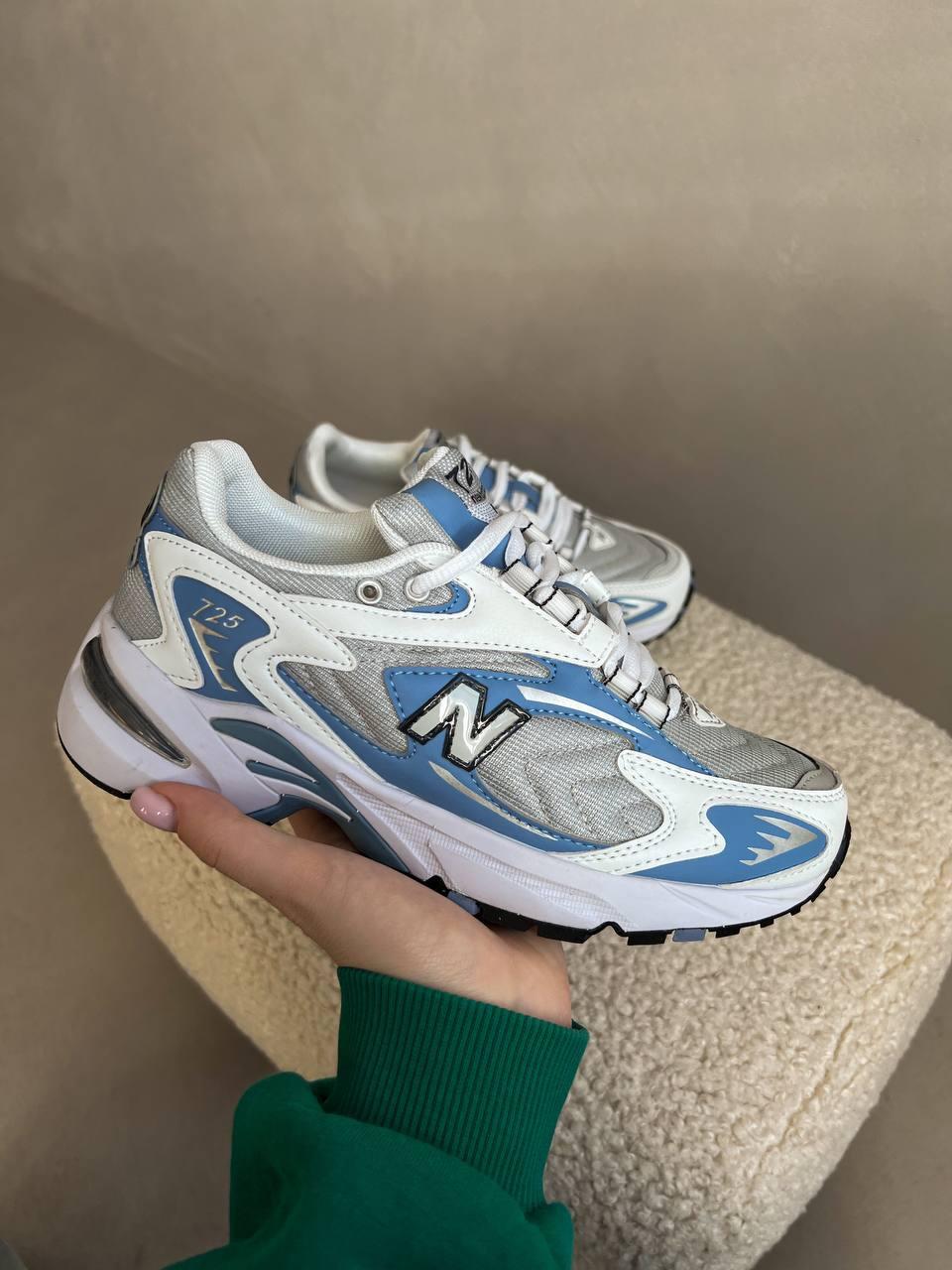 New Balance 725 Blue