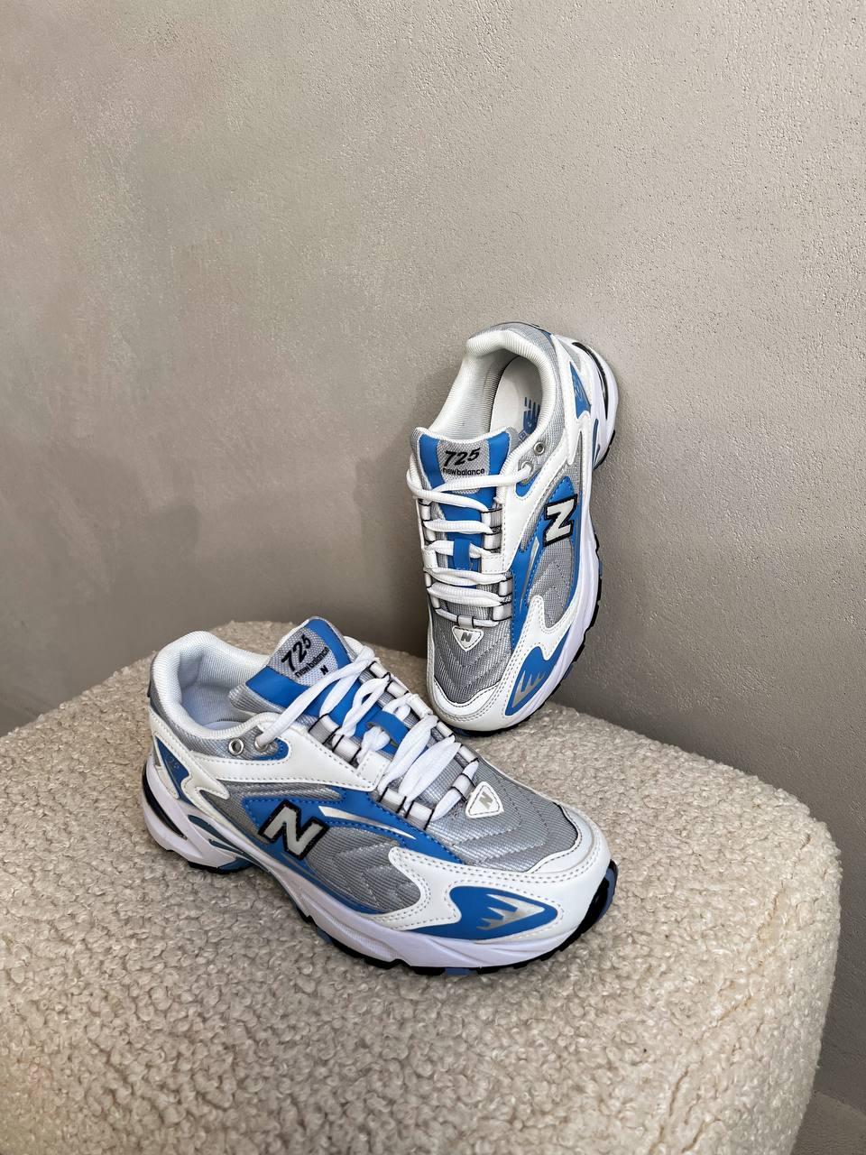 New Balance 725 Blue