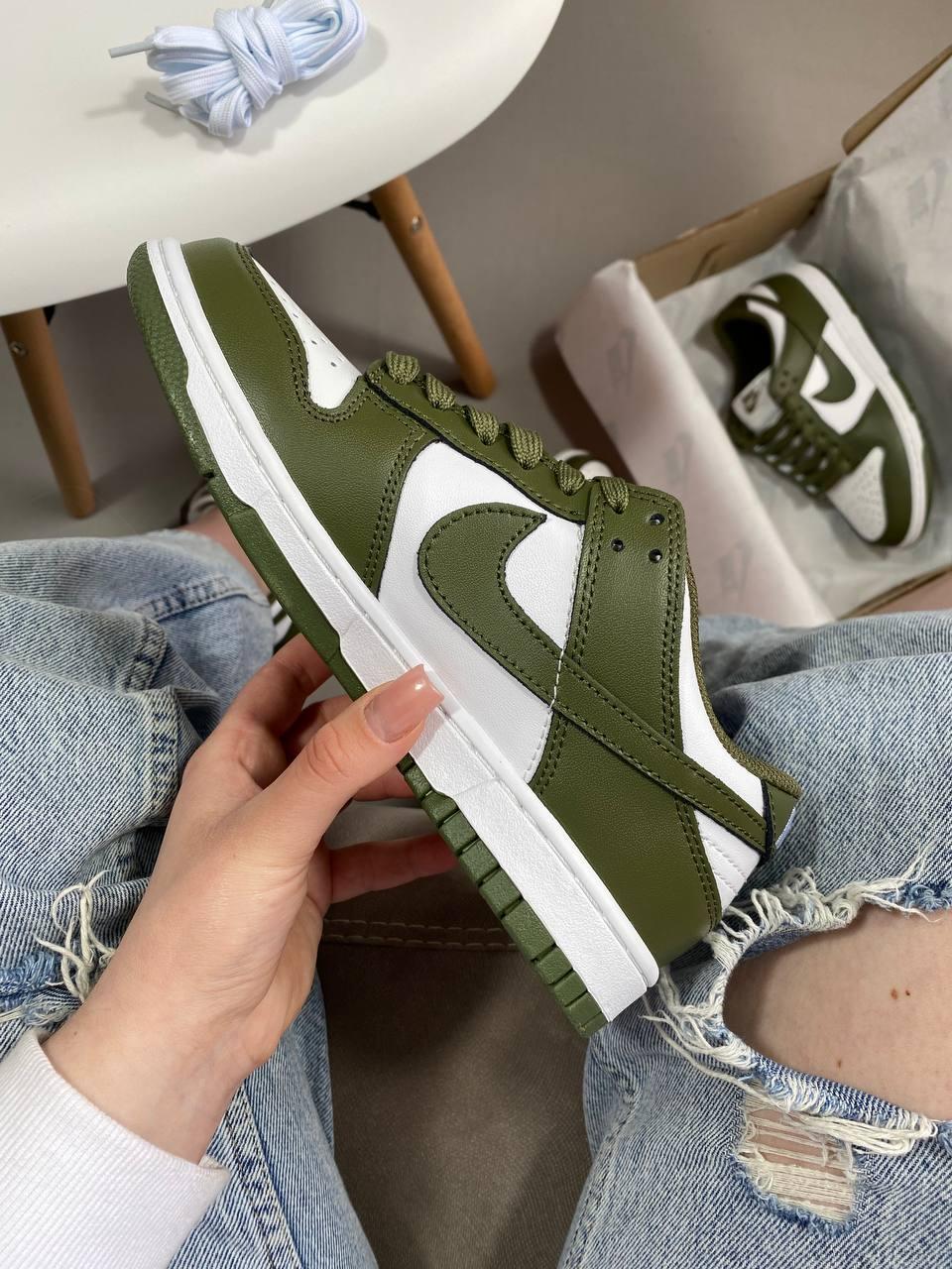 Nike Dunk Low Khaki